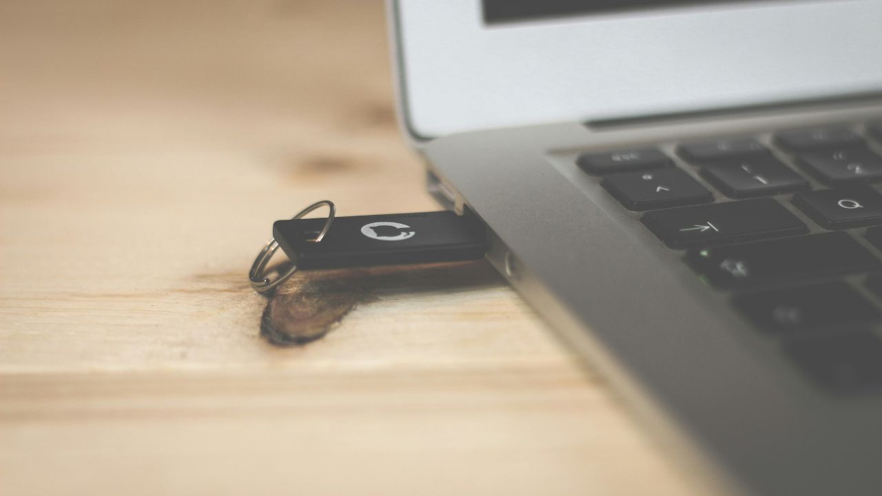 Kuinka korjata vioittunut USB