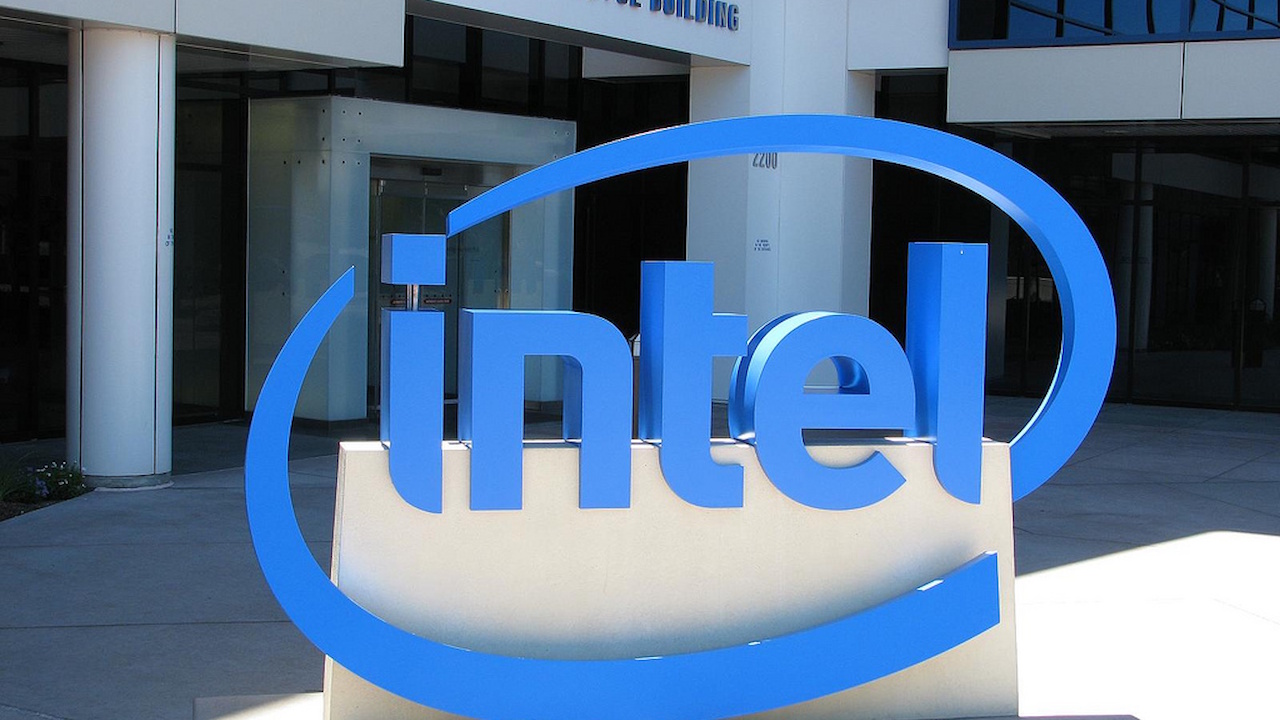 Intel: Accenture ja AI ottavat markkinoinnin laajoissa työleikkauksissa