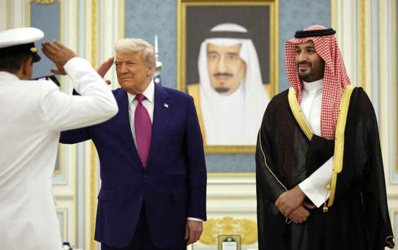 Trumpin Yhdistyneet arabiemiirikunnat Polttoaineiden kunnianhimoinen AI