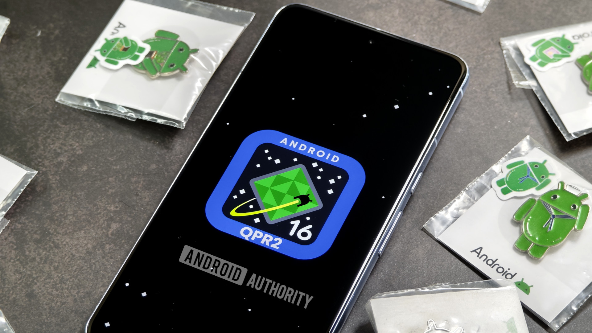 Android korjaa vihdoin sotkuisen aloitusnäytön pakottamalla sovelluksia käyttämään teemakuvakkeita