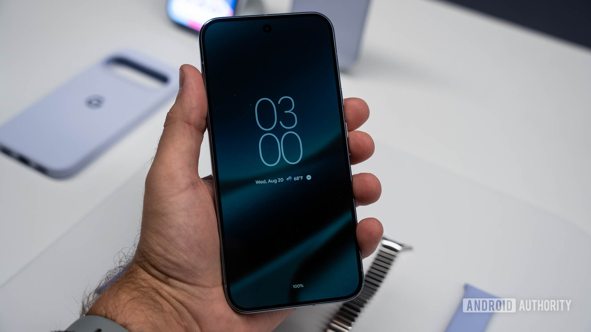 Pixel 10 Pro: n uusi aina-näyttö näyttää vihdoin täyden taustakuvan