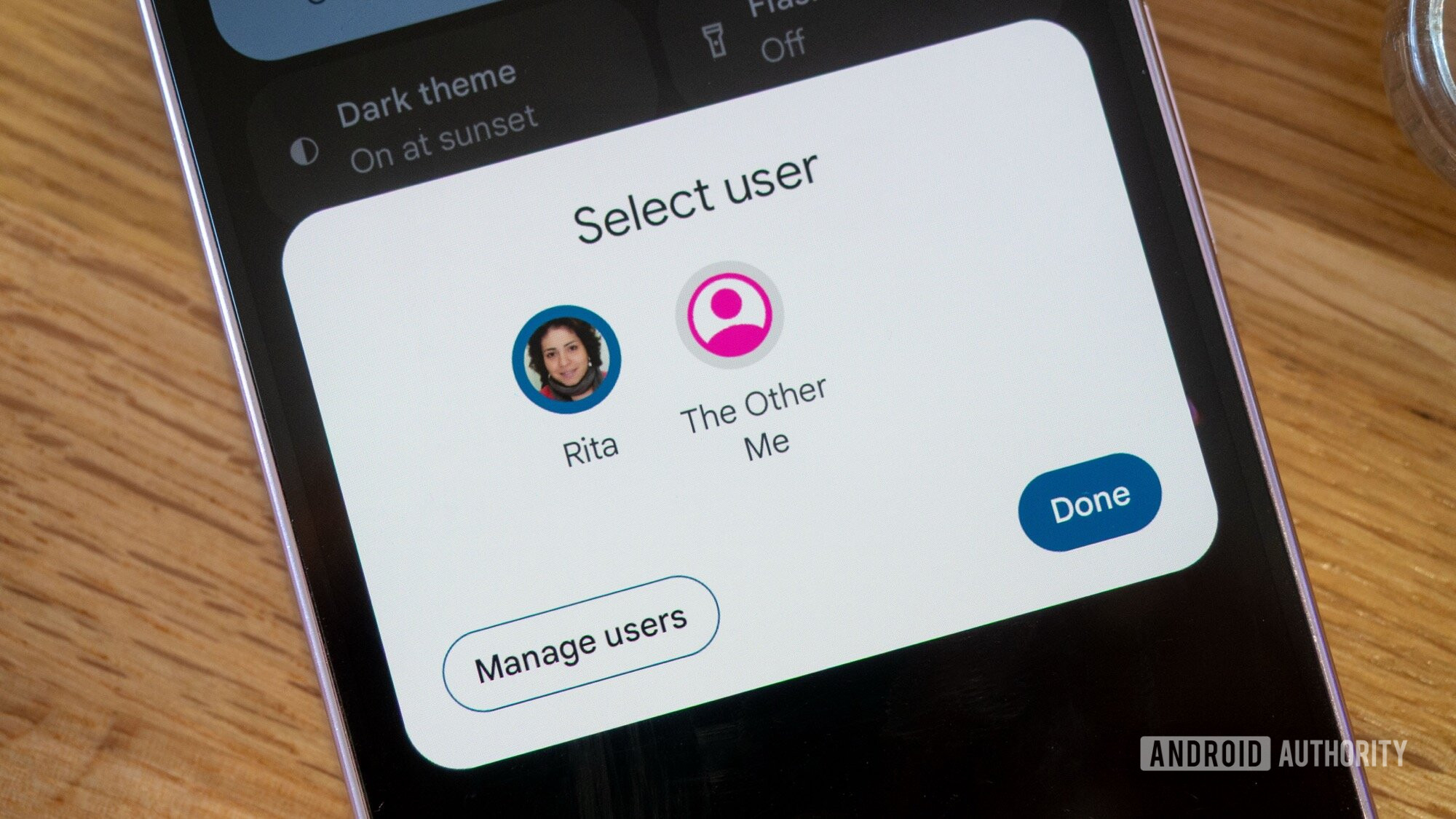 Maksaisin houkutuskipin ja profiilin Android 