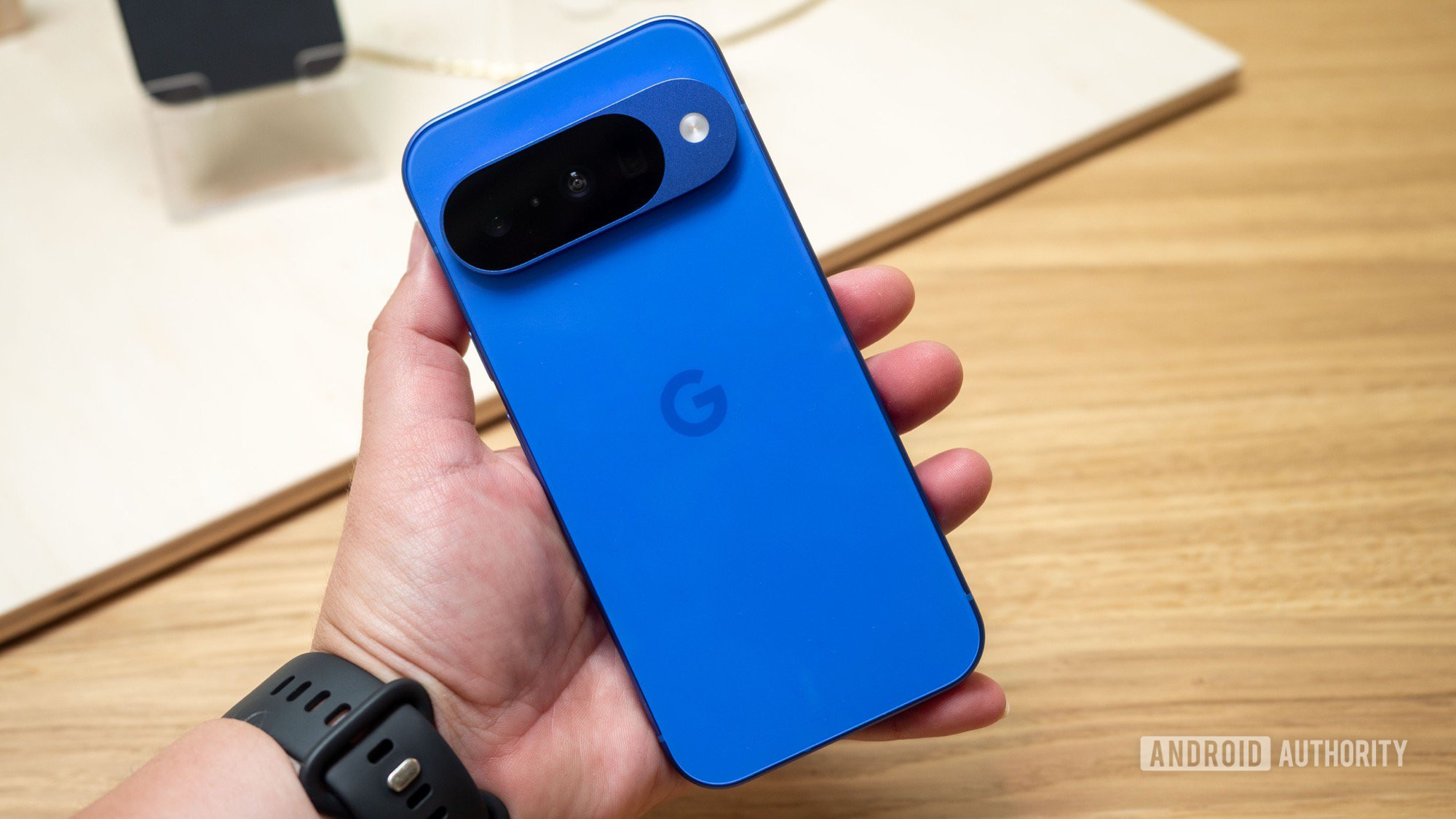 Pixel 10 kääntää puhelut ja jäljittelee ääntäsi tekemällä sitä!