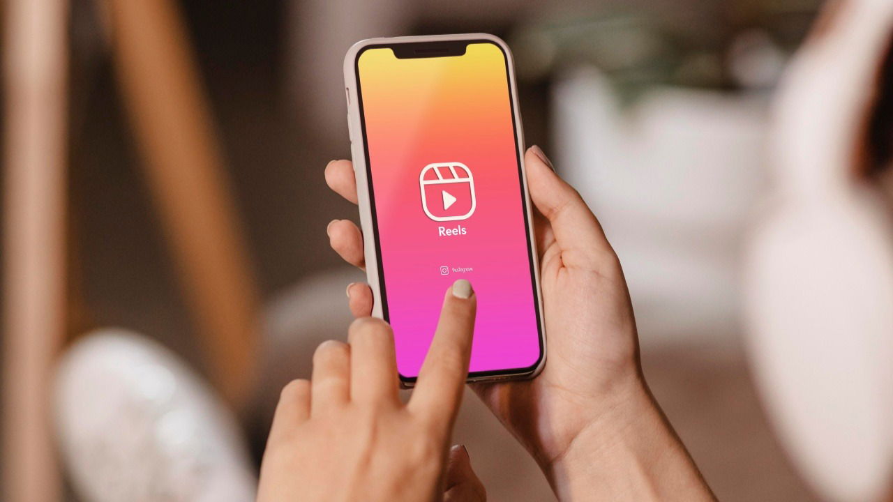 Kuinka piilottaa tykkää ja kommentit Instagram Rels Friends 