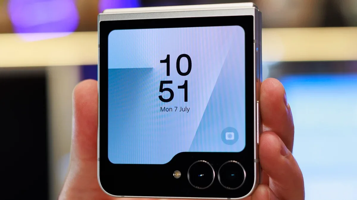 200 dollarin alennuksella Galaxy Z Flip 7 Fe: stä tulee taitettava puhelin, jonka lompakko haluaa sinun saavan