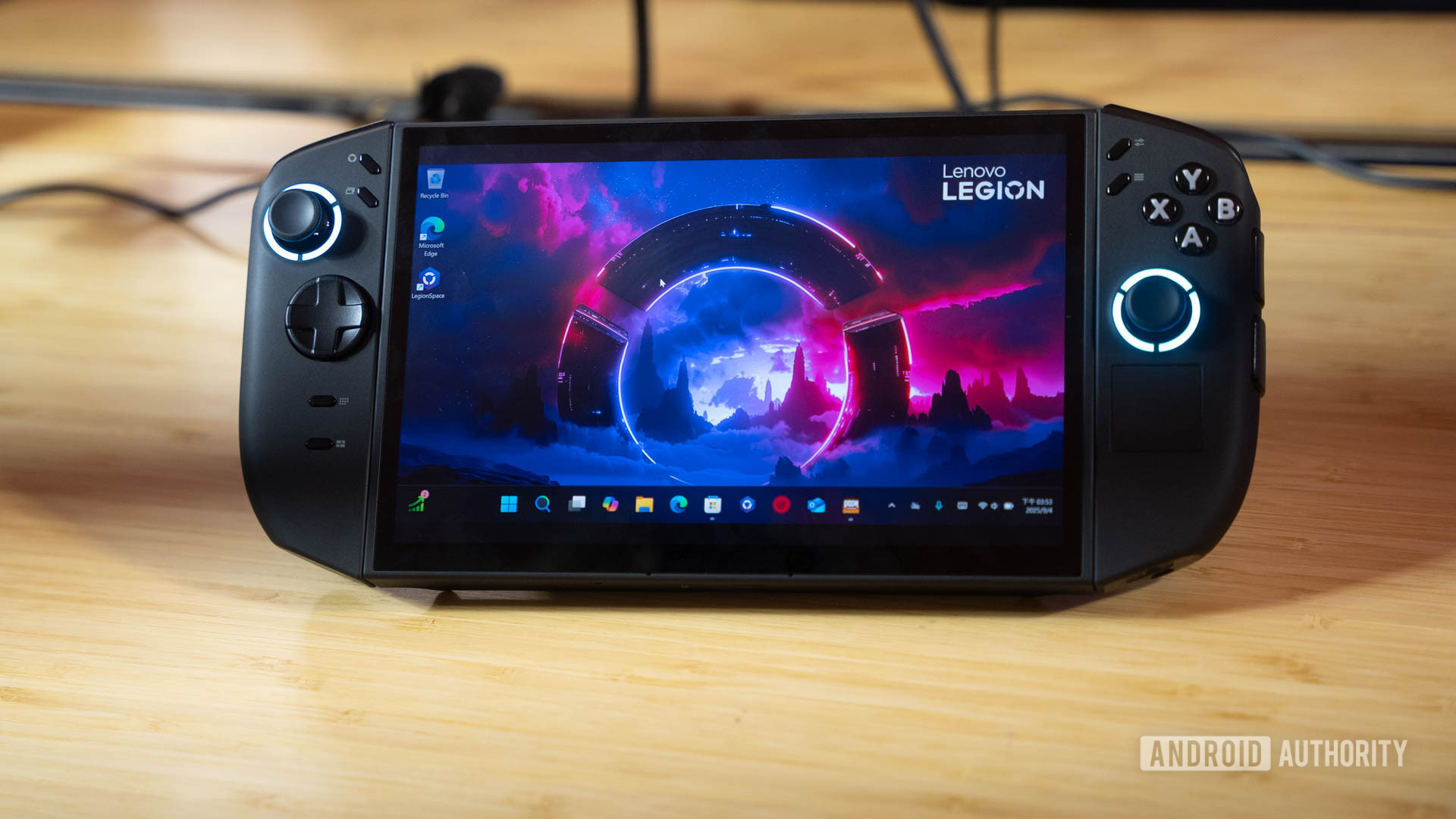 Lenovo Legion Go 2 on vihdoin täällä laittaakseen Rog Xbox Allyn paikoilleen