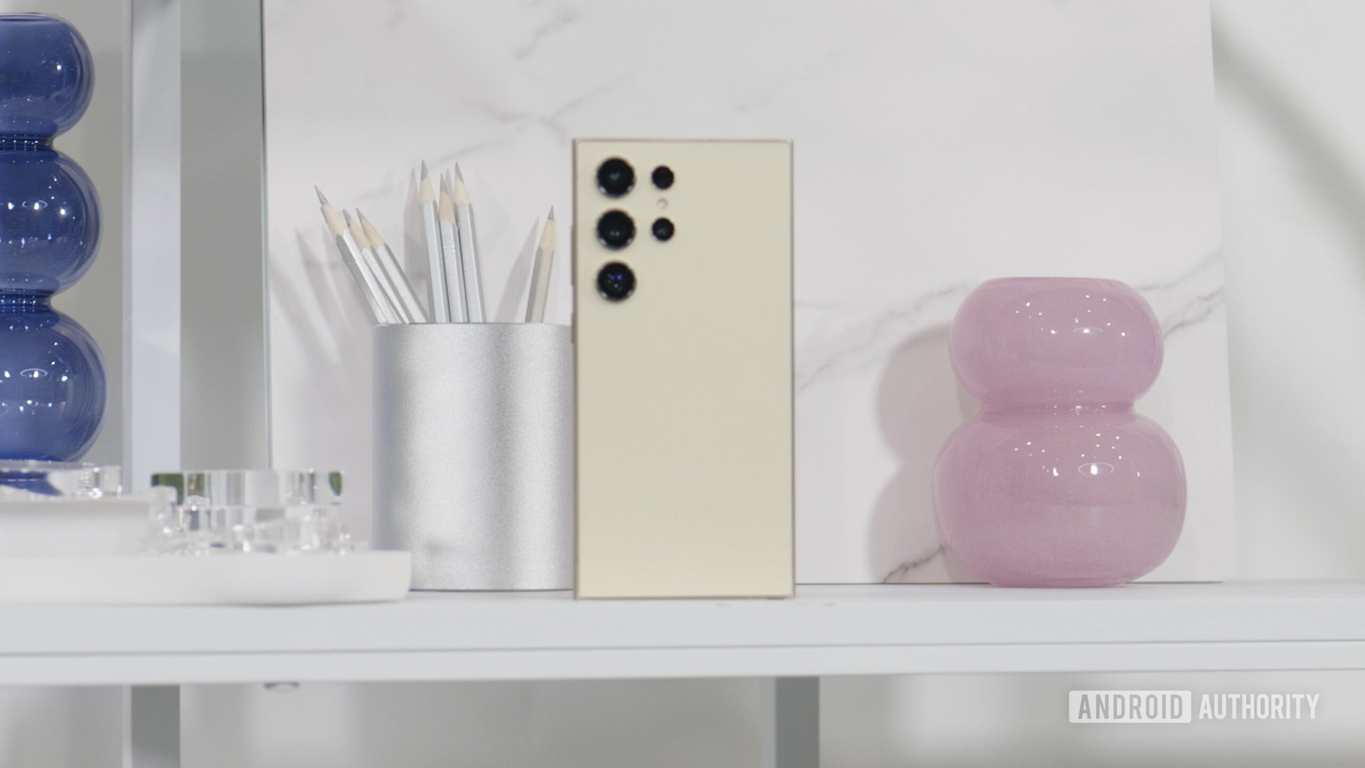 Deal: Ota Samsung Galaxy S24 Ultra vain 700 dollarilla