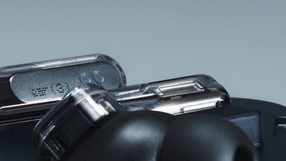 Ensimmäinen valokuva Nothing Ear (3)