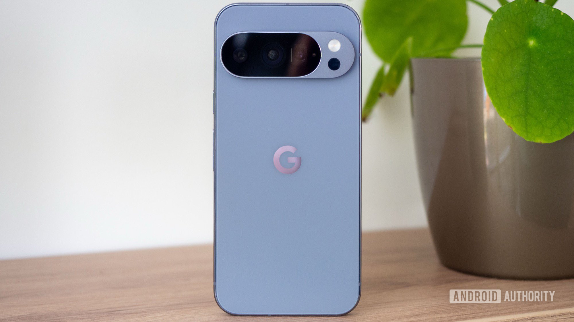 Kysely paljastaa läheisen taistelun parhaasta Pixel 10 Pro 