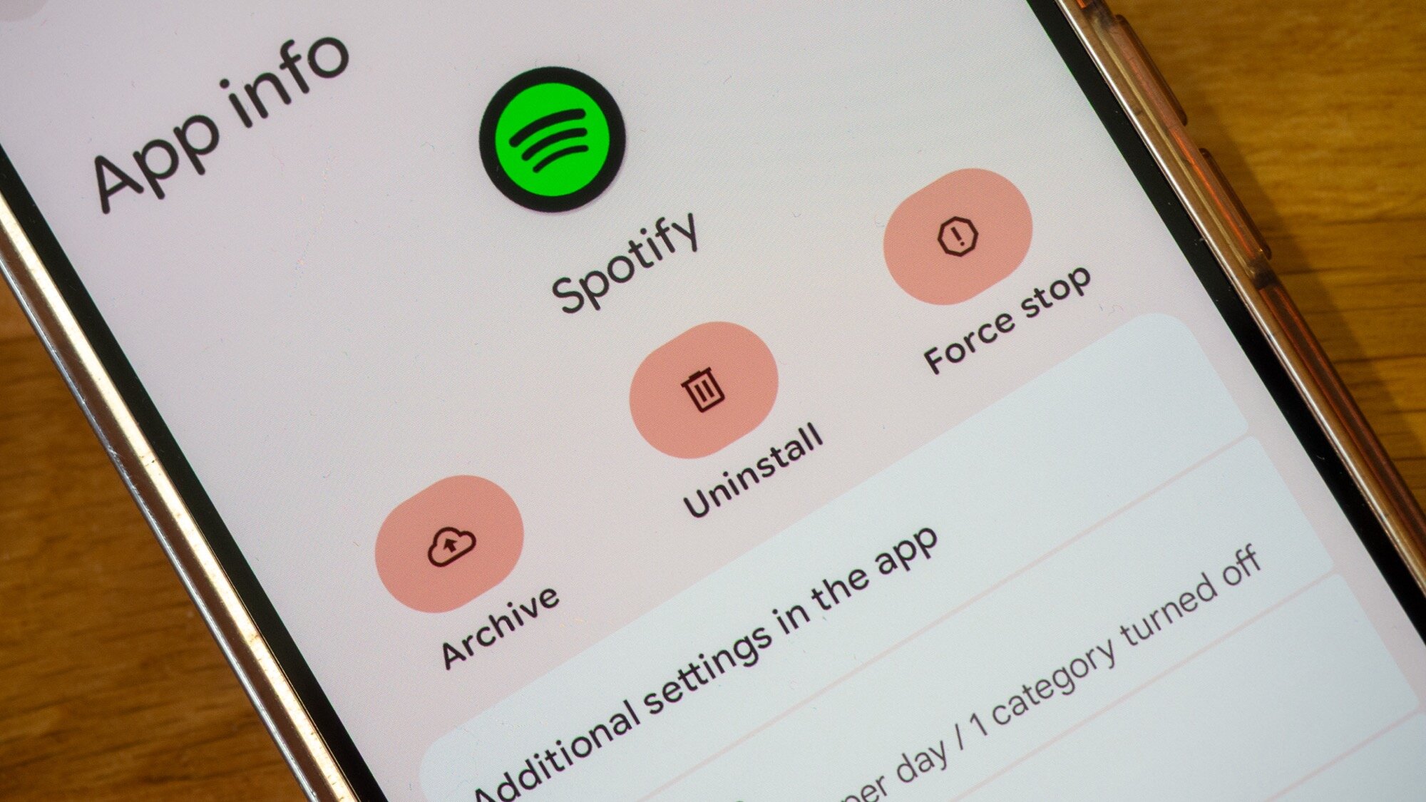 Asennat ja poistat Android 