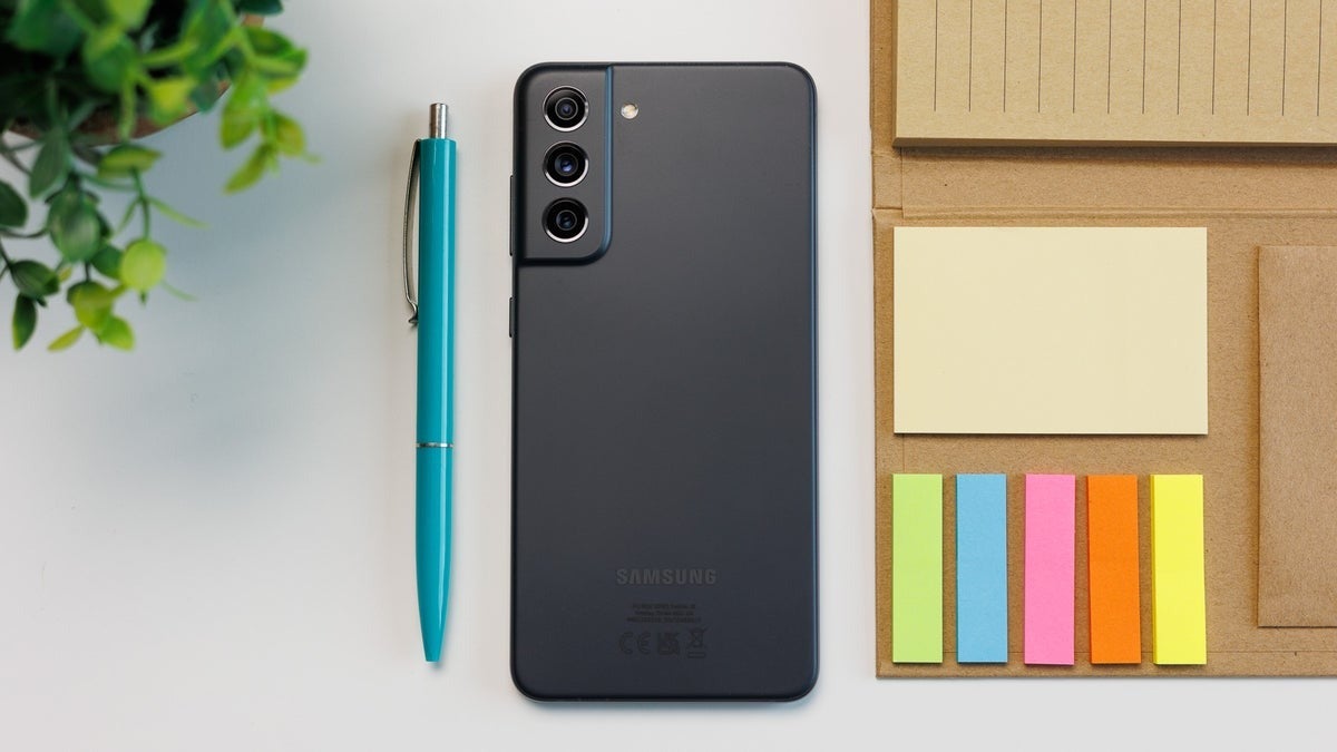 Galaxy S21 FE alkaa saada viimeistä merkittävää One UI