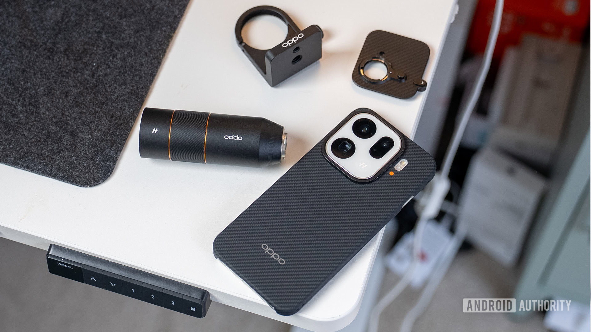 OPPO Find X9 Pro tulee maailmanlaajuiseksi: unelmapuhelin 7 500 mAh:n akulla, irrotettavalla 10x objektiivilla