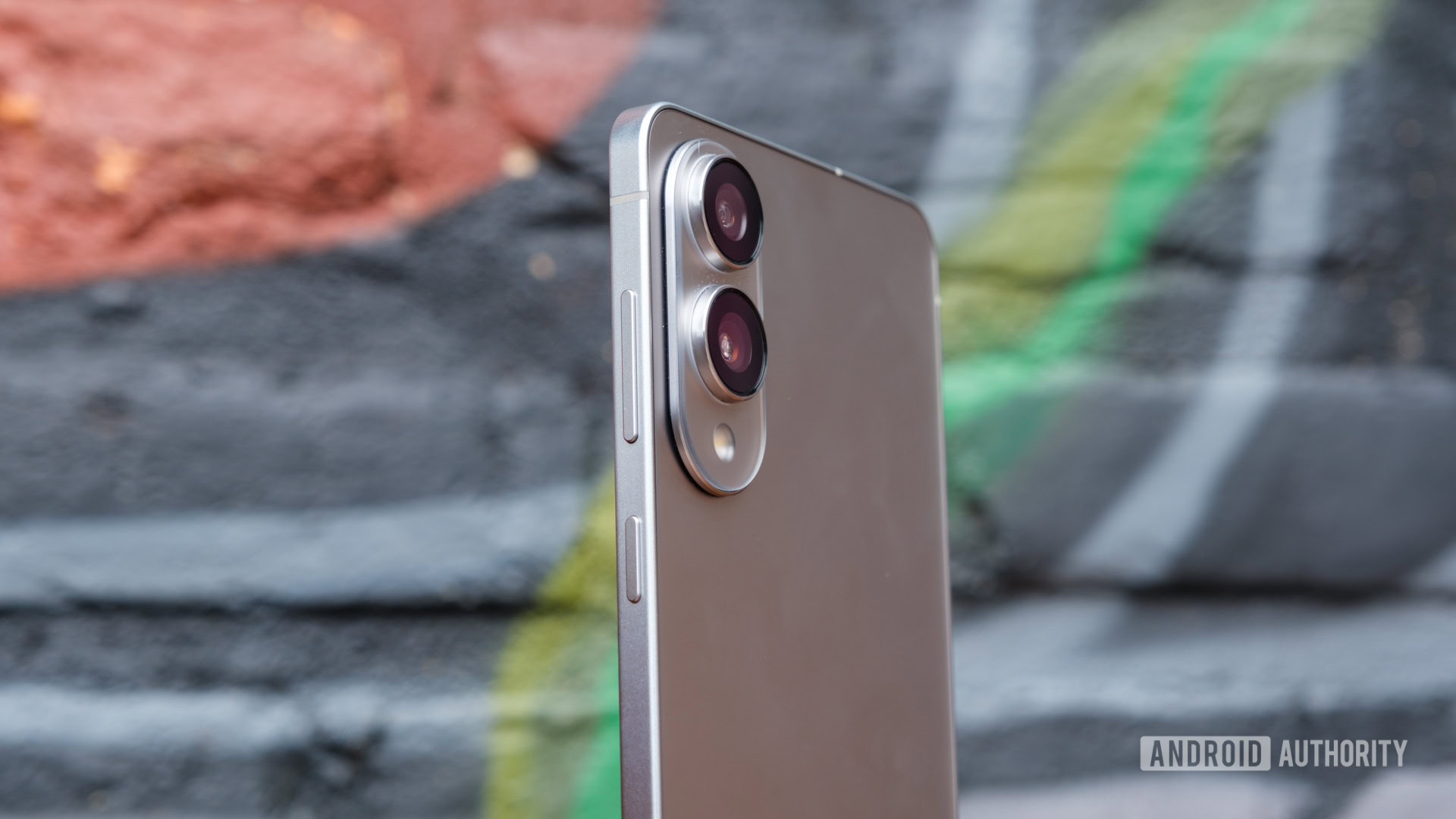 Samsung ei ehkä ole valmis ultraohuille puhelimille