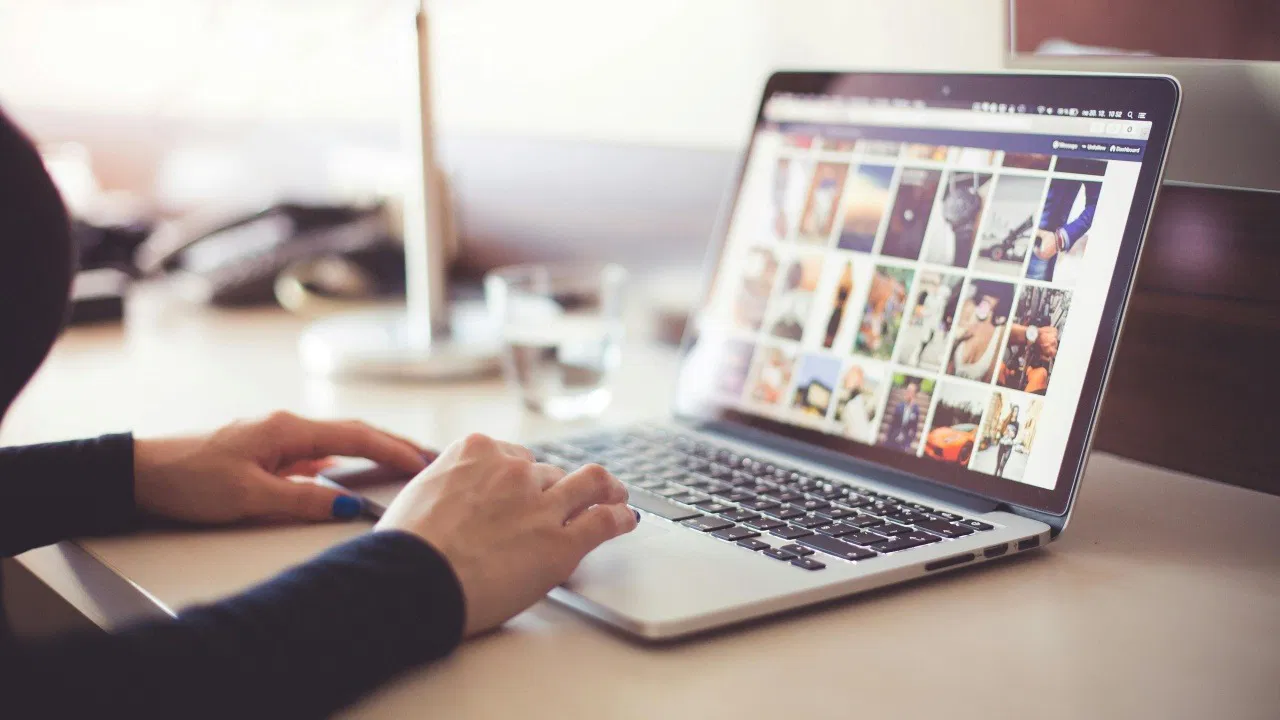 8 parasta Chrome-laajennusta kuvien lataamiseen verkosta