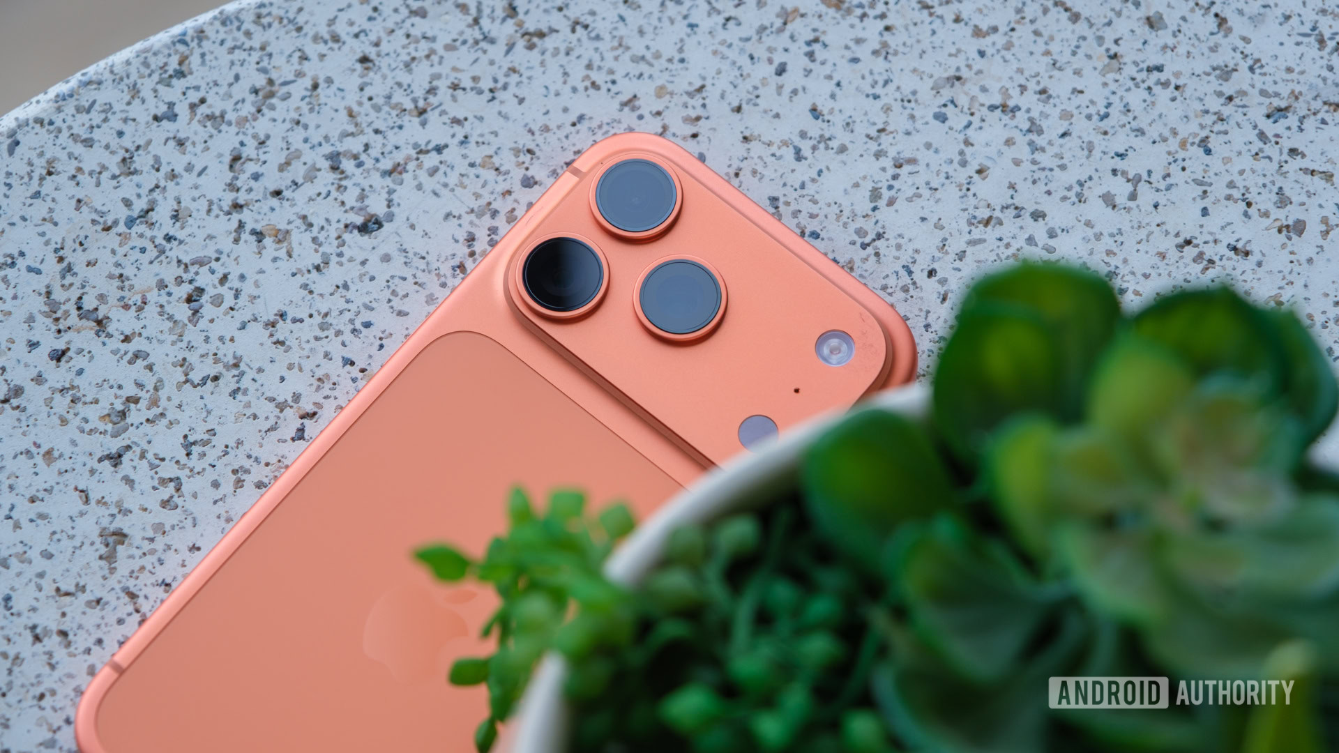 IPhone 18 Pro voisi vihdoin hyväksyä Samsungin vanhan kameran tempun Galaxy S9: ltä