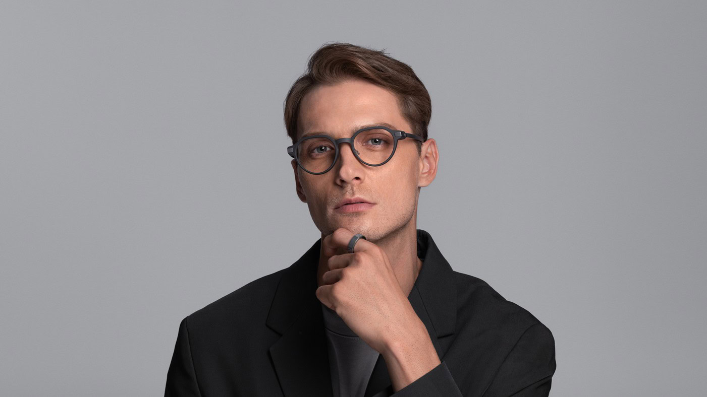 Evenin uudet älylasit ja sormus lupaavat sulautua elämääsi, eivät valtaa sitä