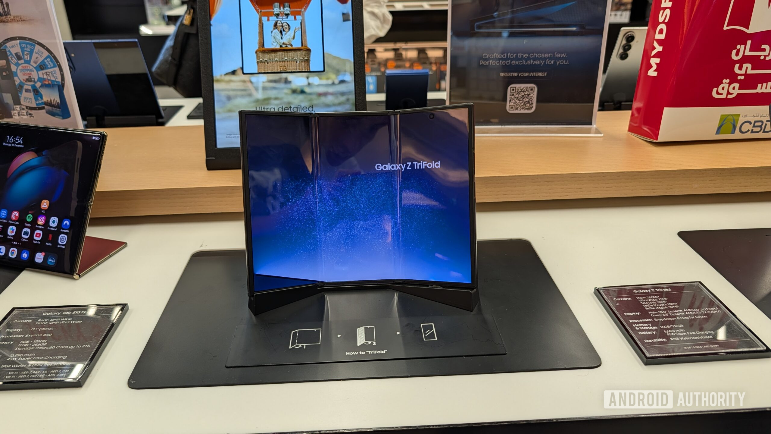 Onko sinulla 16 tuntia aikaa tappaa? Streamerit altistavat Samsung Galaxy Z Trifoldille eeppisen kestävyystestin